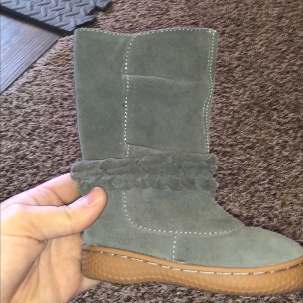 Livie and Luca boots size 4